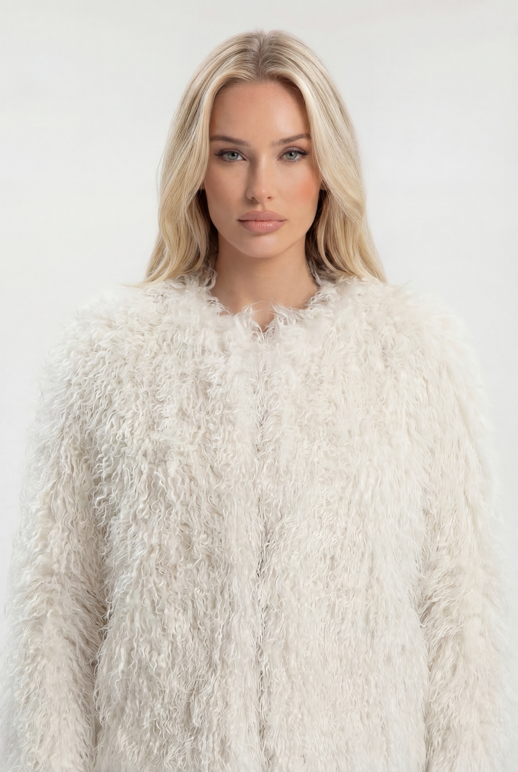 Dirbtinio Kailio Trumpas Paltas