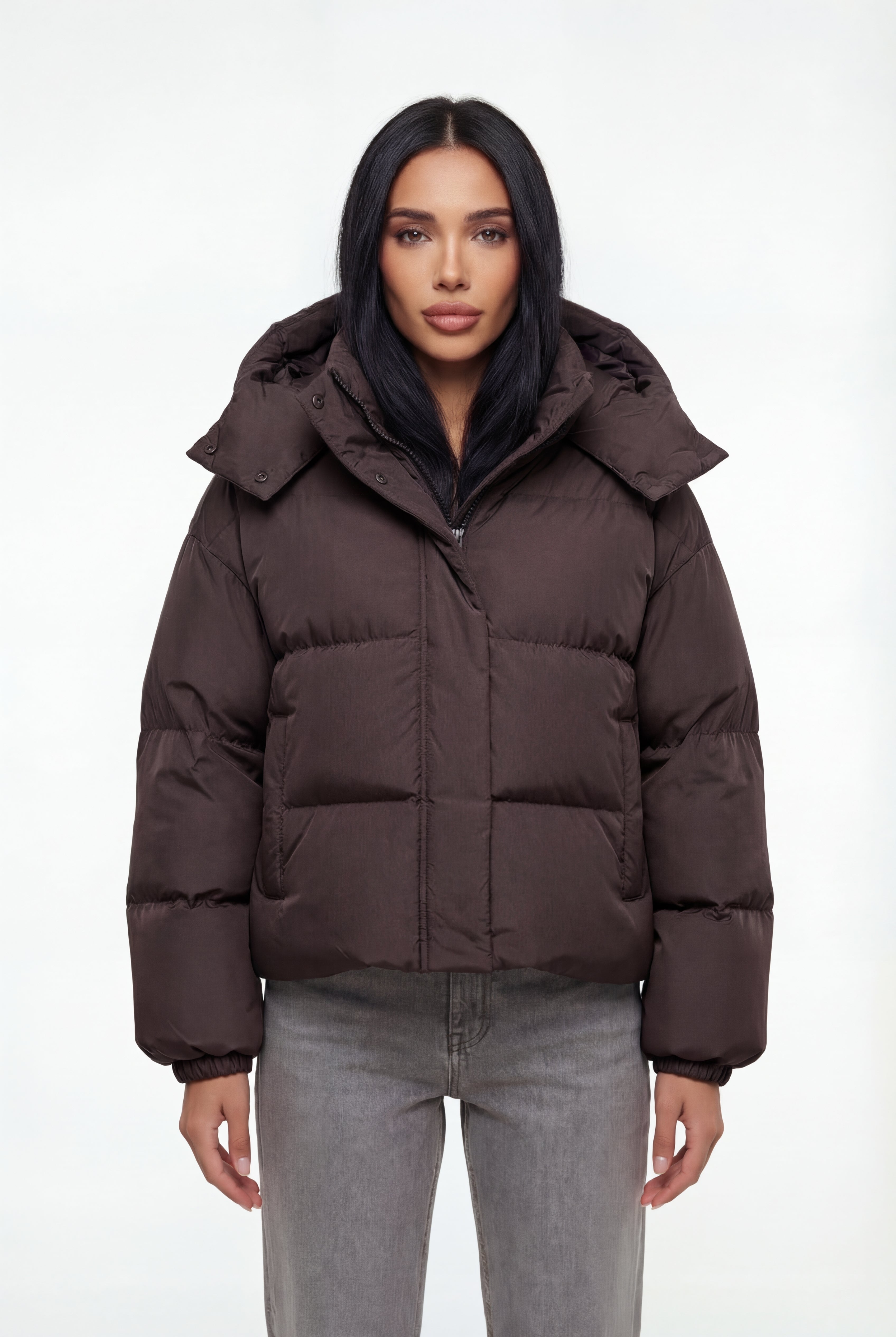 Žieminė pūsta striukė su kapišonu