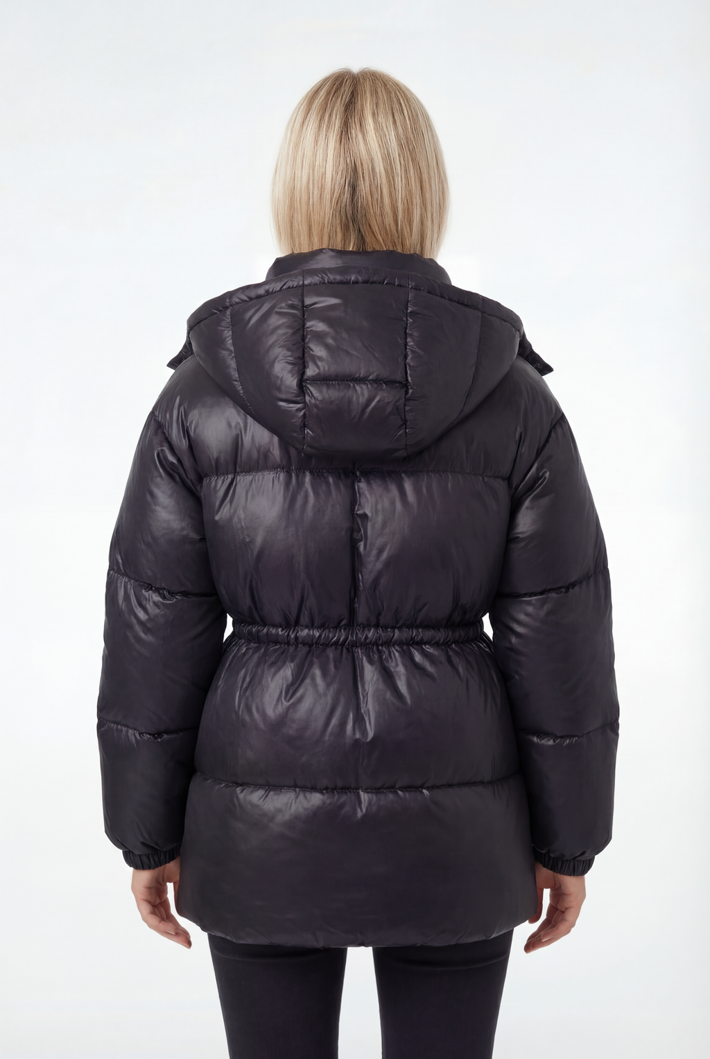 Ilga pūsta striukė su gobtuvu