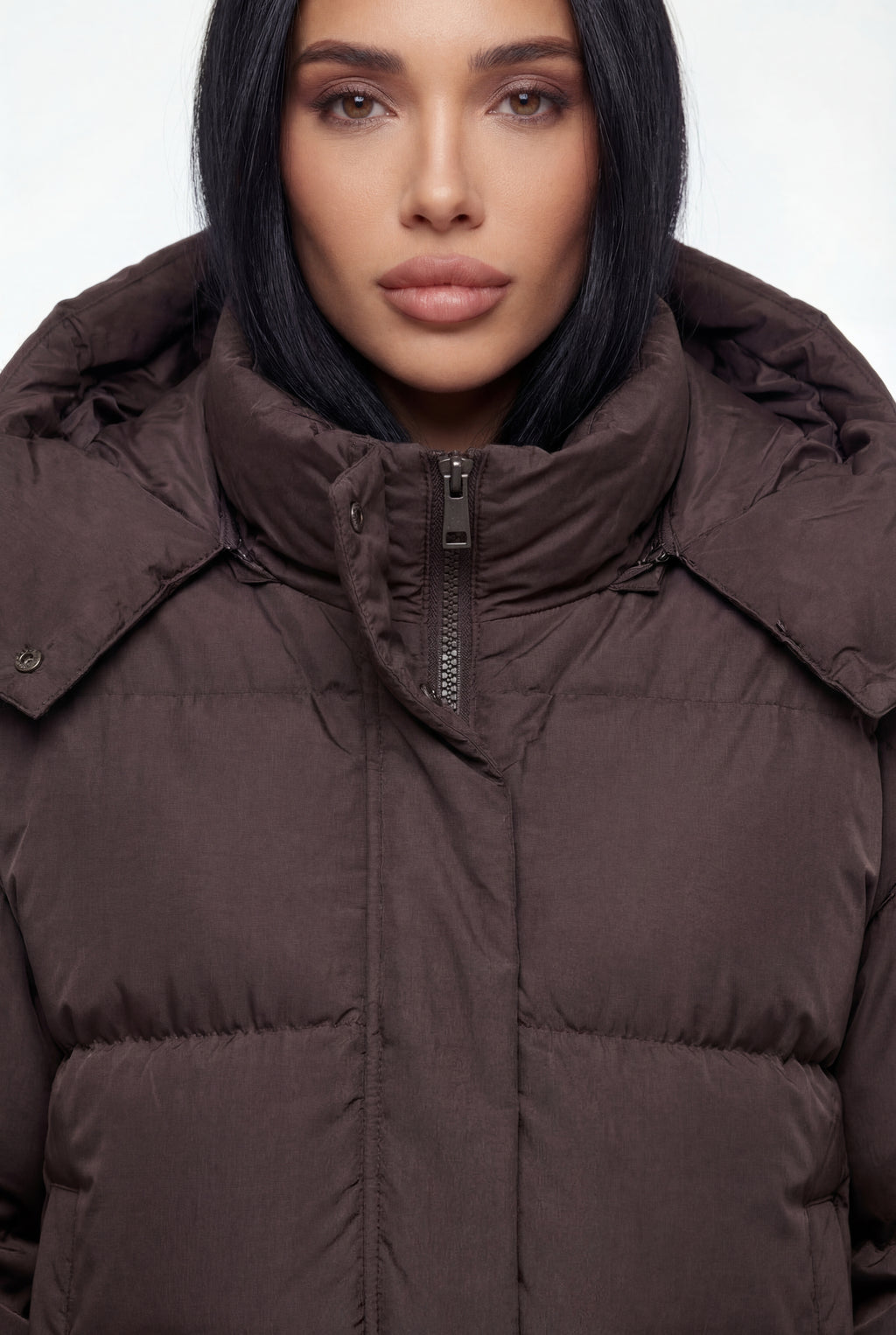 Žieminė pūsta striukė su kapišonu