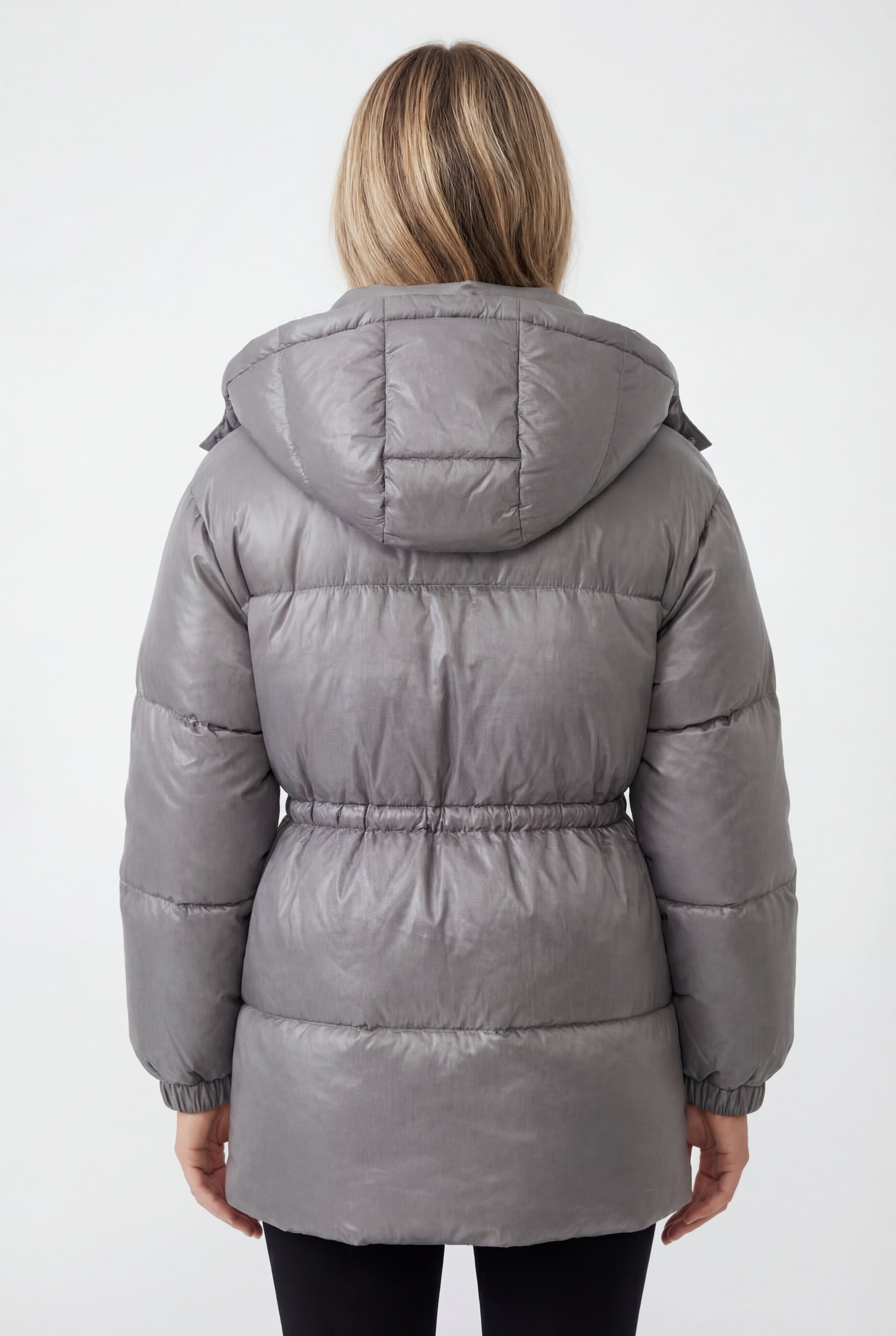 Ilga pūsta striukė su gobtuvu