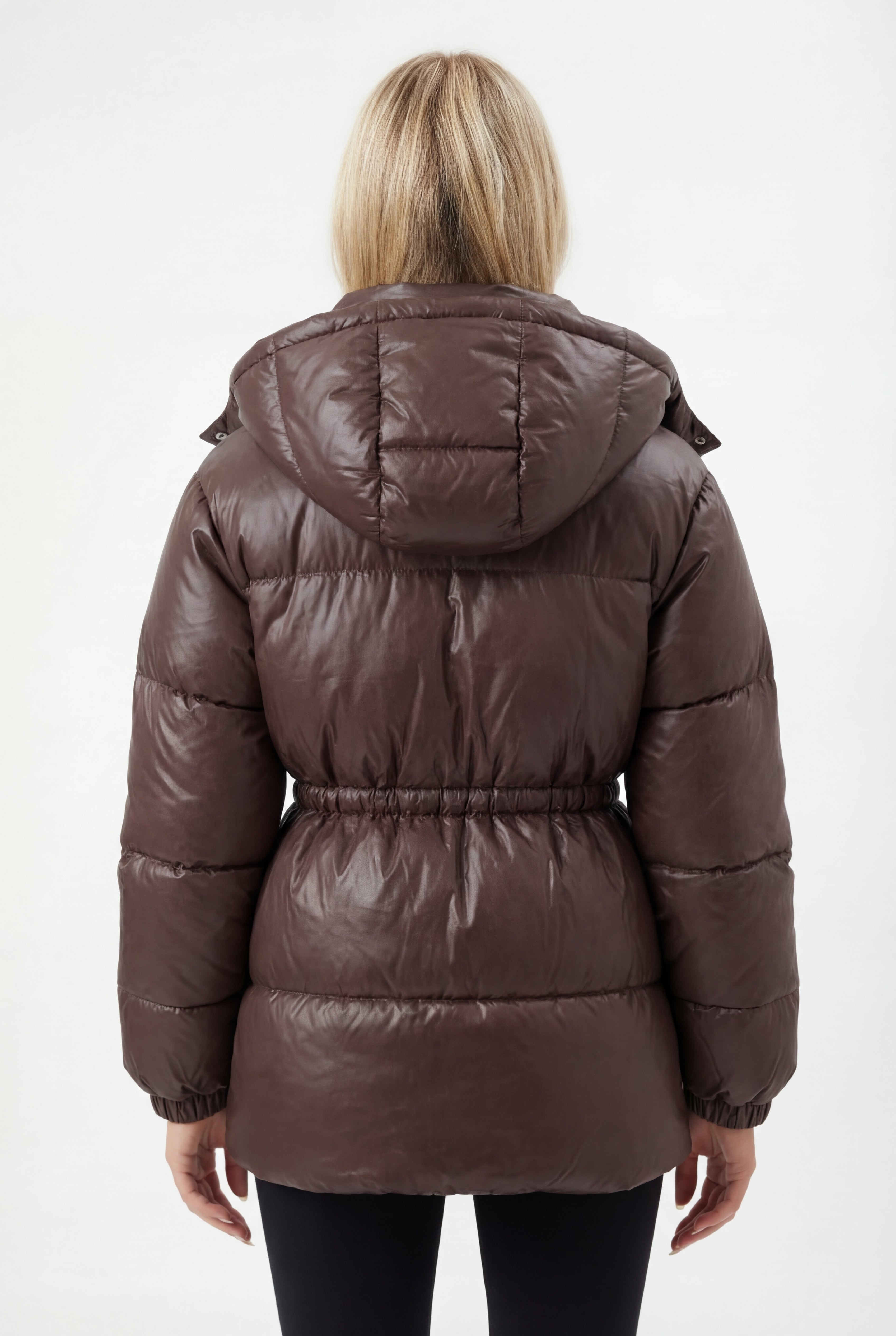 Ilga pūsta striukė su gobtuvu